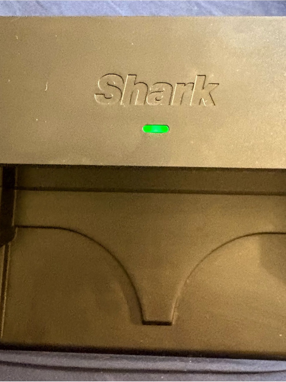 Shark Matrix Robot Vacuum - Black - Picture 3 of 7